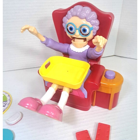 Goliath Greedy Granny Board Game 2018 No Box Missing 1 Cookie & 1 Cracker Works - Picture 4 of 4
